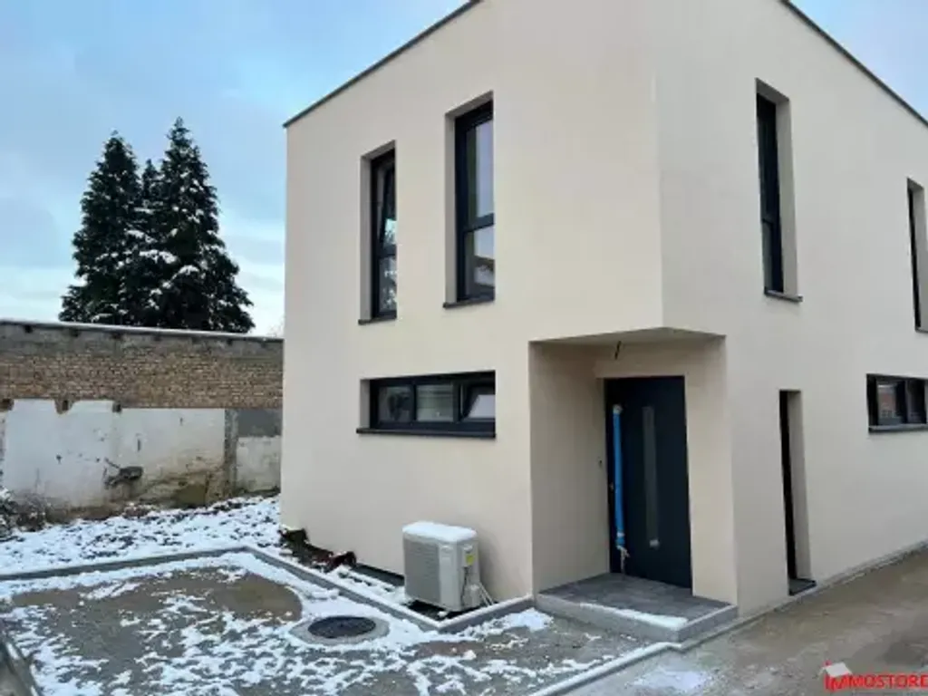 Achat maison à vendre 3 chambres 100 m² - Hagenthal-le-Haut