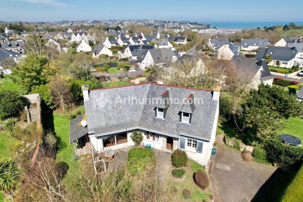 Achat maison à vendre 5 chambres 129 m² - Binic-Étables-sur-Mer