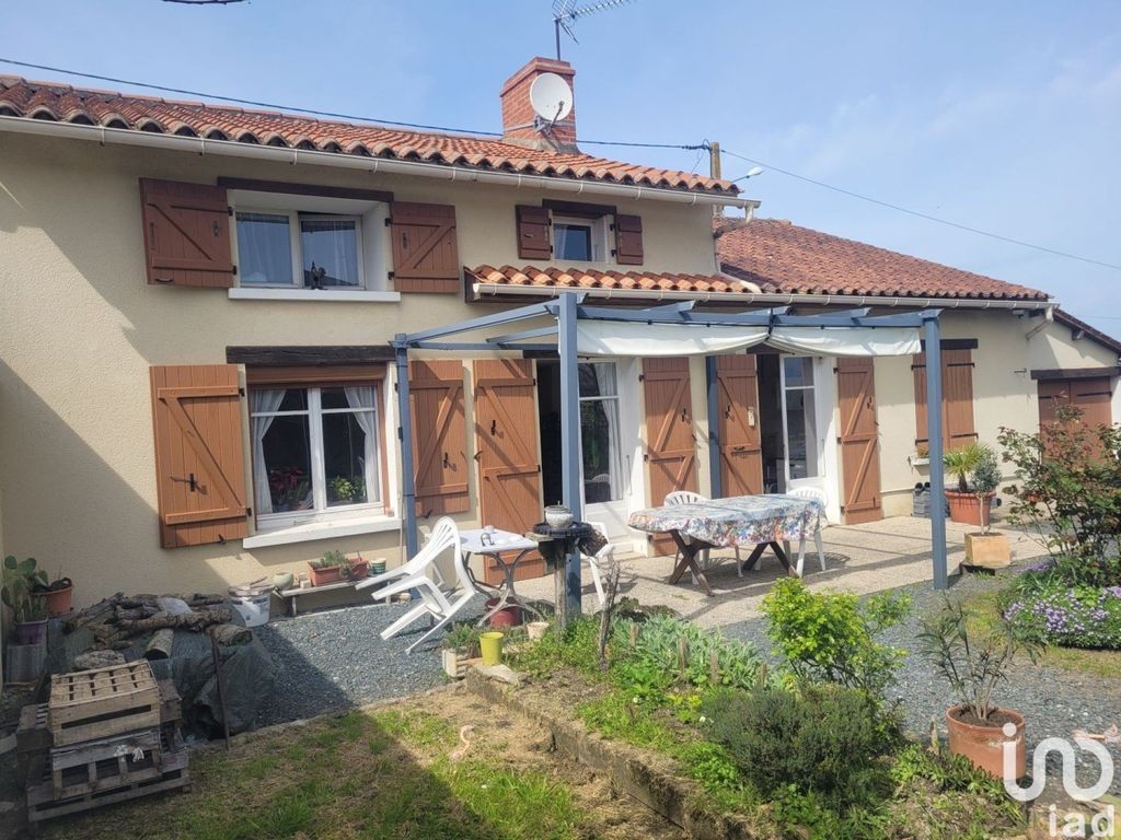 Achat maison à vendre 2 chambres 110 m² - Vix