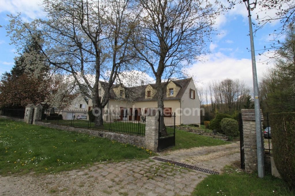 Achat maison à vendre 5 chambres 203 m² - Longueville