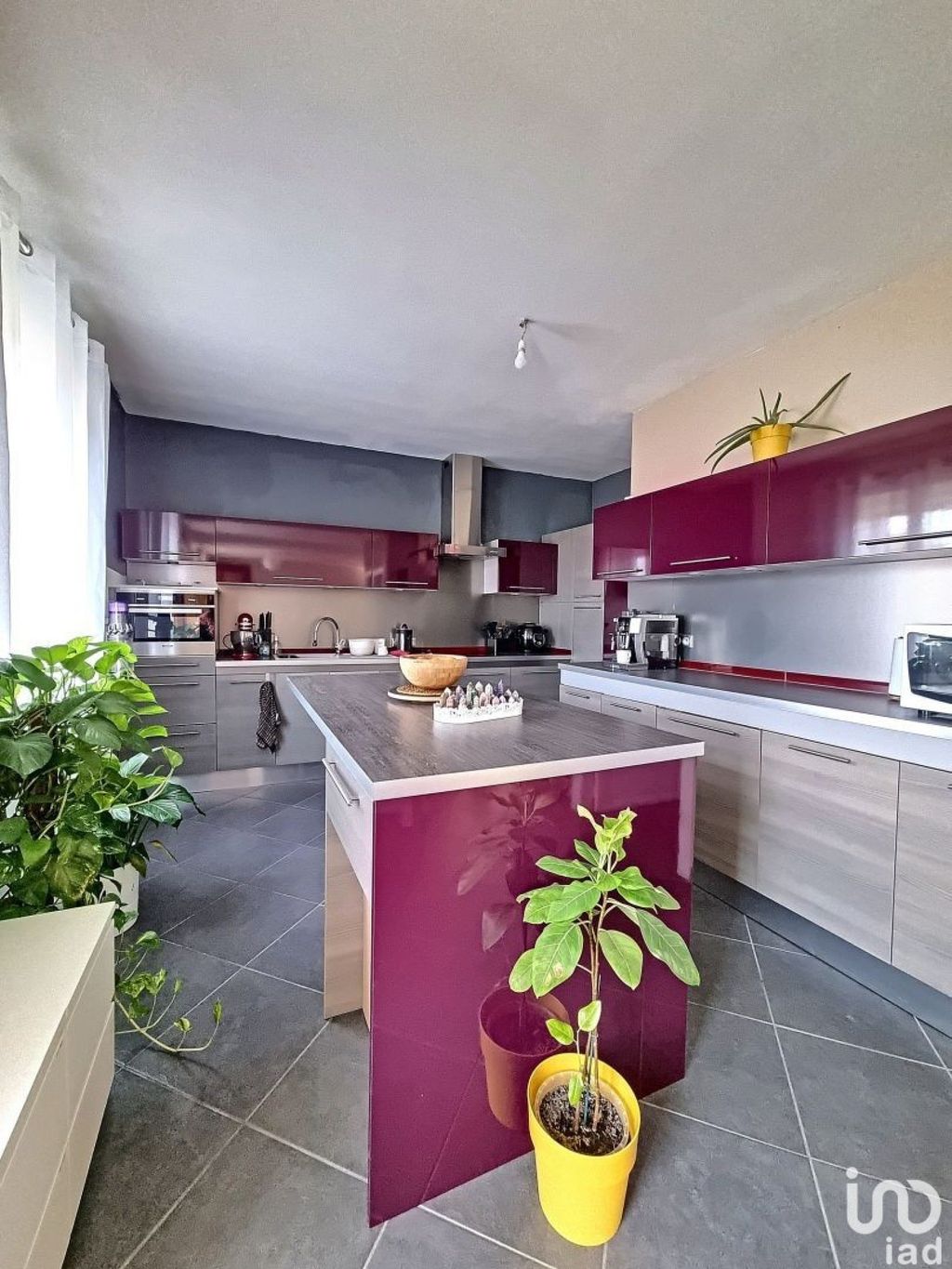 Achat appartement à vendre 7 pièces 200 m² - Saint-Clément-de-Rivière