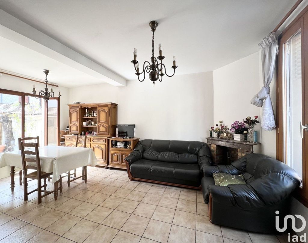 Achat maison à vendre 3 chambres 63 m² - Saint-Denis