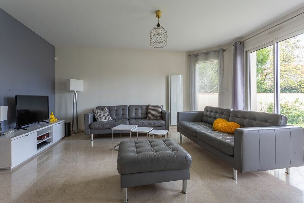 Achat maison à vendre 3 chambres 140 m² - Sainte-Geneviève-des-Bois