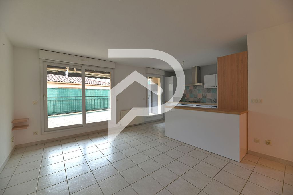 Achat appartement à vendre 3 pièces 77 m² - Nîmes