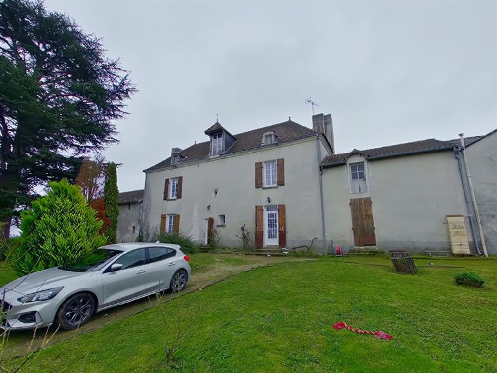 Achat maison à vendre 3 chambres 184 m² - Saint-Gervais-les-Trois-Clochers
