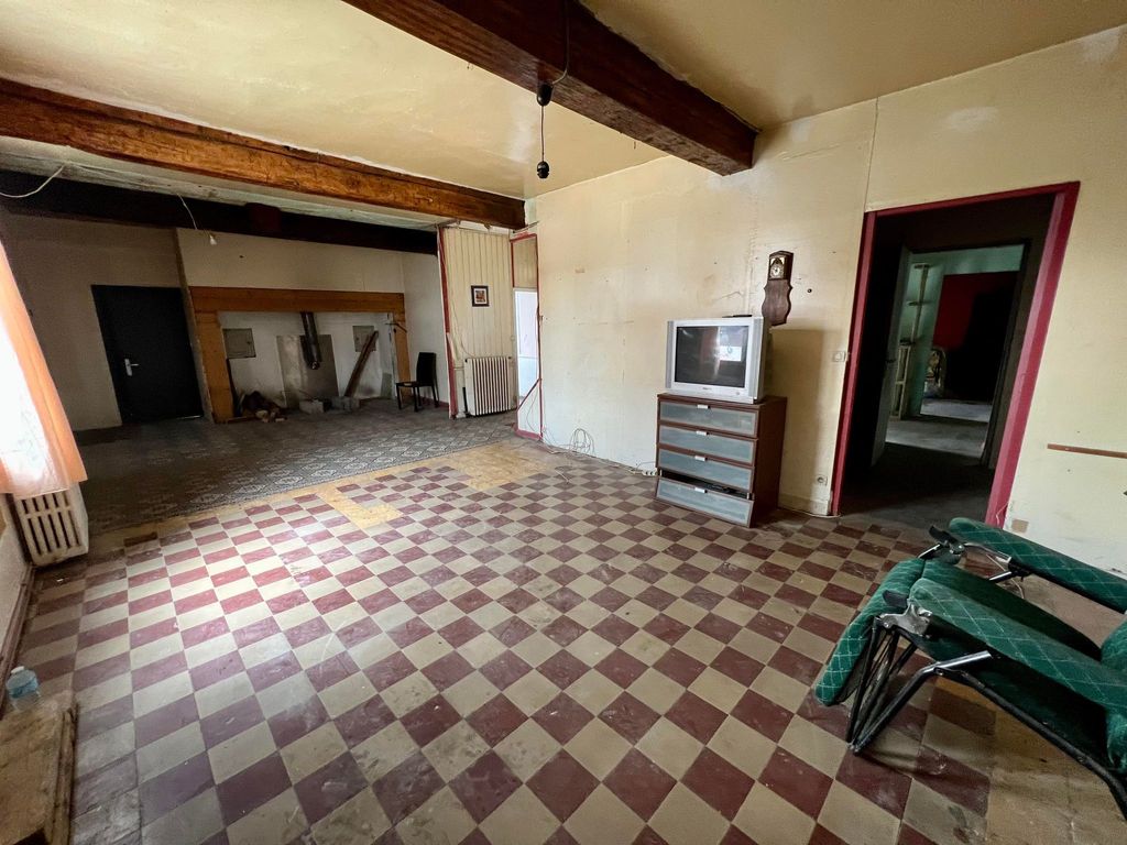 Achat maison à vendre 7 chambres 312 m² - Davenescourt