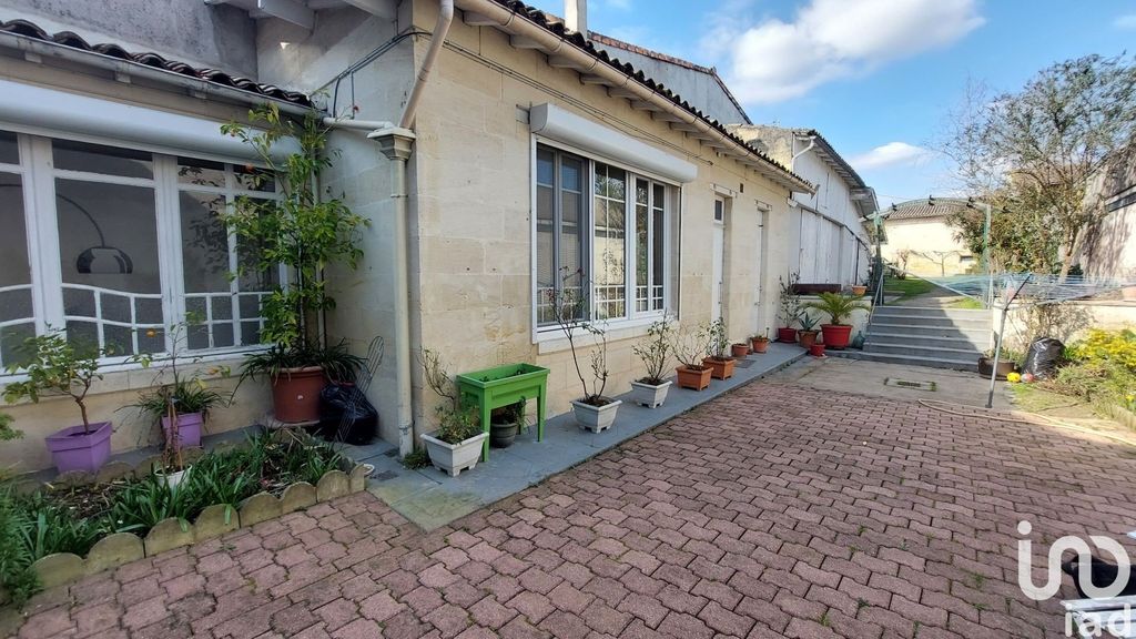 Achat maison à vendre 5 chambres 230 m² - Castillon-la-Bataille