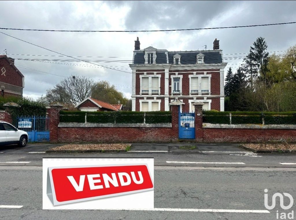 Achat maison à vendre 6 chambres 233 m² - Avion