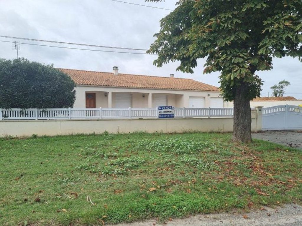 Achat maison à vendre 4 chambres 168 m² - Saint-Hippolyte