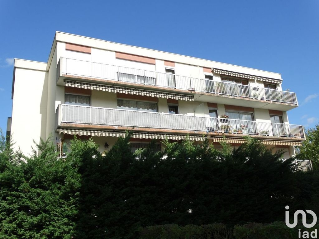 Achat appartement à vendre 4 pièces 84 m² - Margency