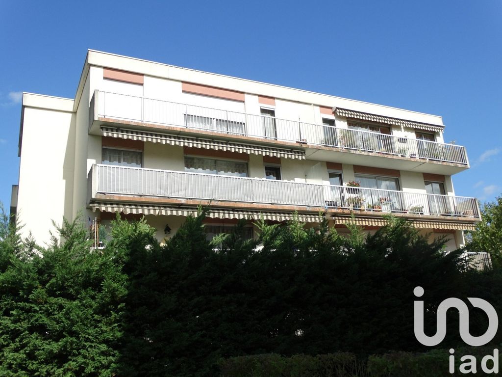 Achat appartement à vendre 4 pièces 84 m² - Margency