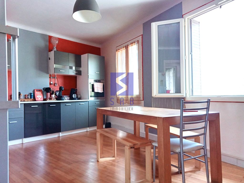 Achat maison à vendre 3 chambres 120 m² - Les Ollières-sur-Eyrieux