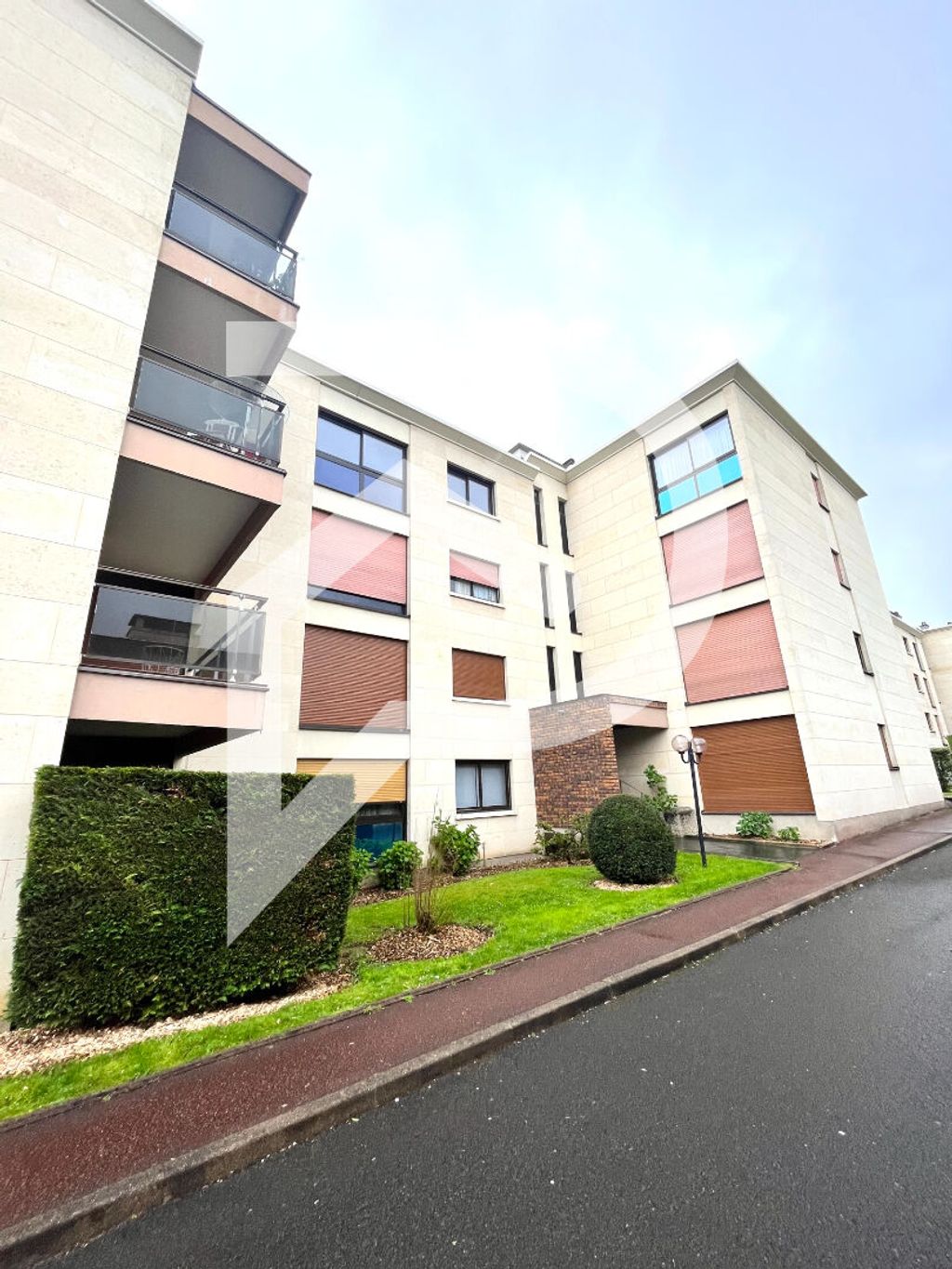 Achat appartement à vendre 5 pièces 100 m² - Enghien-les-Bains