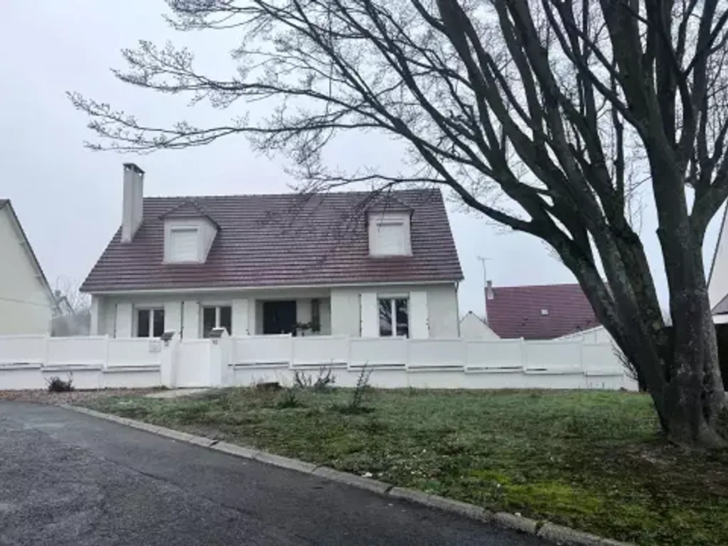 Achat maison à vendre 4 chambres 135 m² - Orry-la-Ville