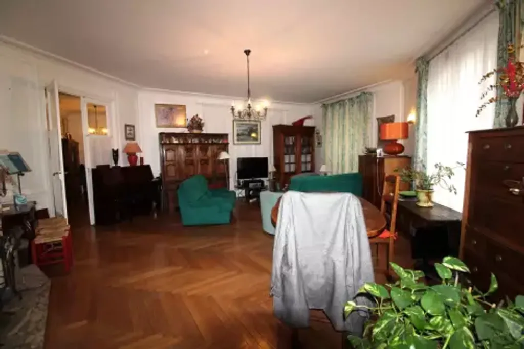 Achat appartement à vendre 6 pièces 198 m² - Paris 16ème arrondissement