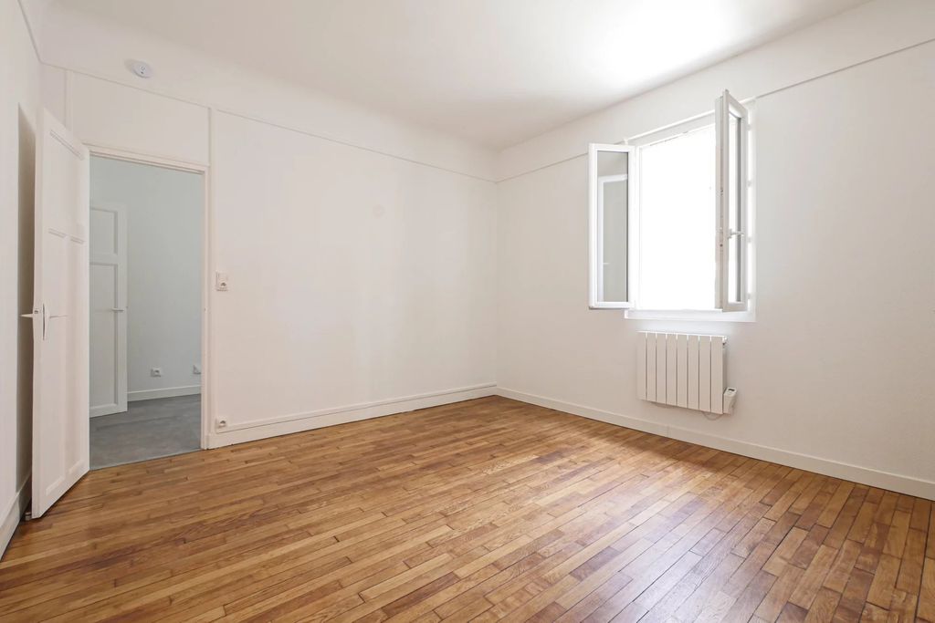 Achat studio à vendre 32 m² - Paris 18ème arrondissement