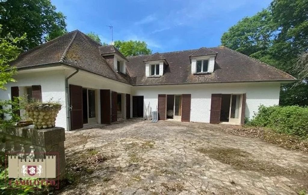 Achat maison à vendre 4 chambres 200 m² - Nogent-le-Roi