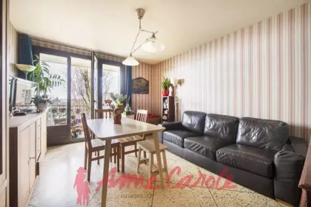 Achat appartement à vendre 4 pièces 78 m² - Champigny-sur-Marne