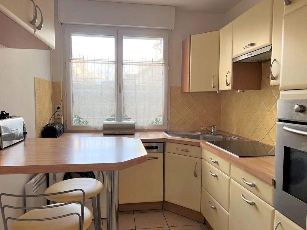 Achat appartement à vendre 3 pièces 71 m² - Bois-Colombes