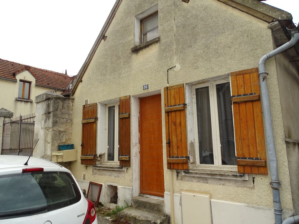 Achat maison à vendre 1 chambre 60 m² - Épineuil