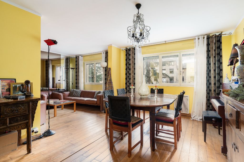 Achat appartement à vendre 6 pièces 128 m² - Boulogne-Billancourt