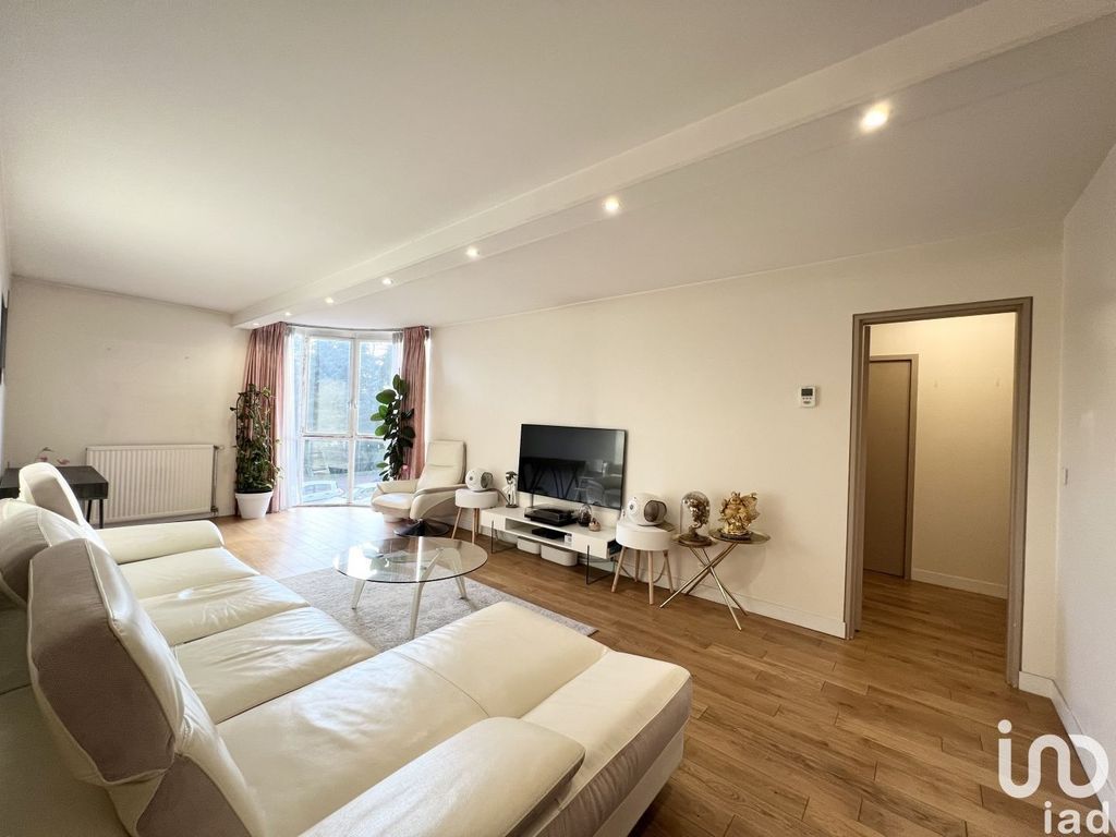 Achat appartement à vendre 4 pièces 84 m² - Lognes