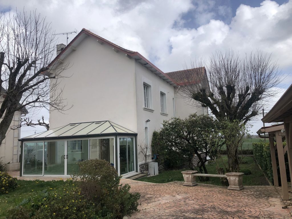 Achat maison 5 chambre(s) - Pérignac