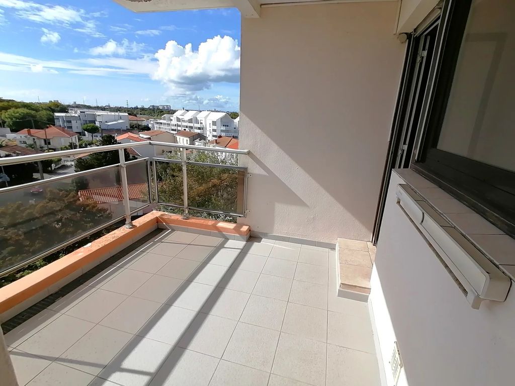 Achat appartement à vendre 3 pièces 80 m² - La Rochelle