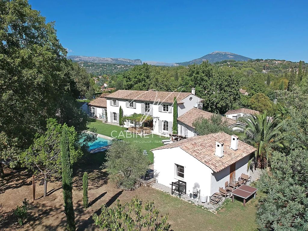 Achat maison 6 chambre(s) - Châteauneuf-Grasse