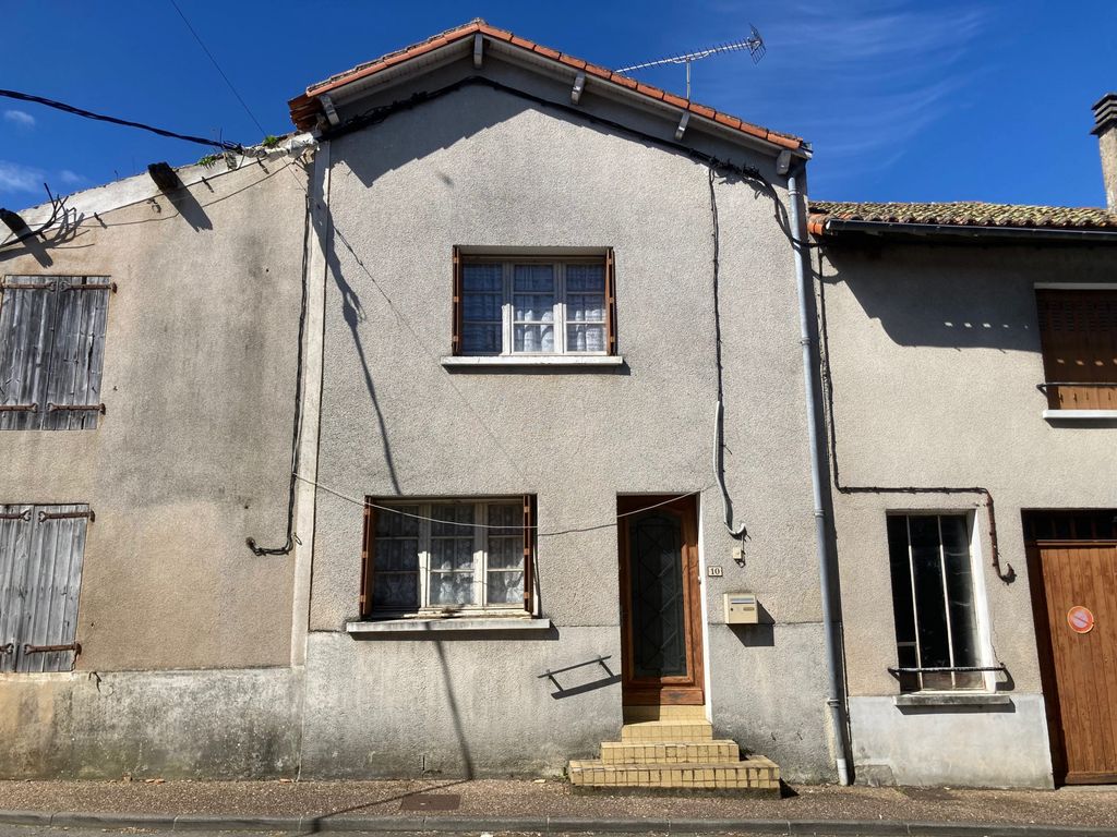 Achat maison à vendre 2 chambres 73 m² - Availles-Limouzine