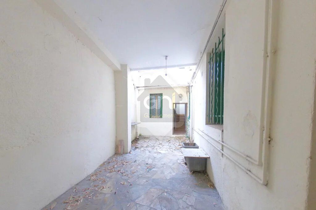 Achat appartement à vendre 5 pièces 76 m² - Marseille 4ème arrondissement