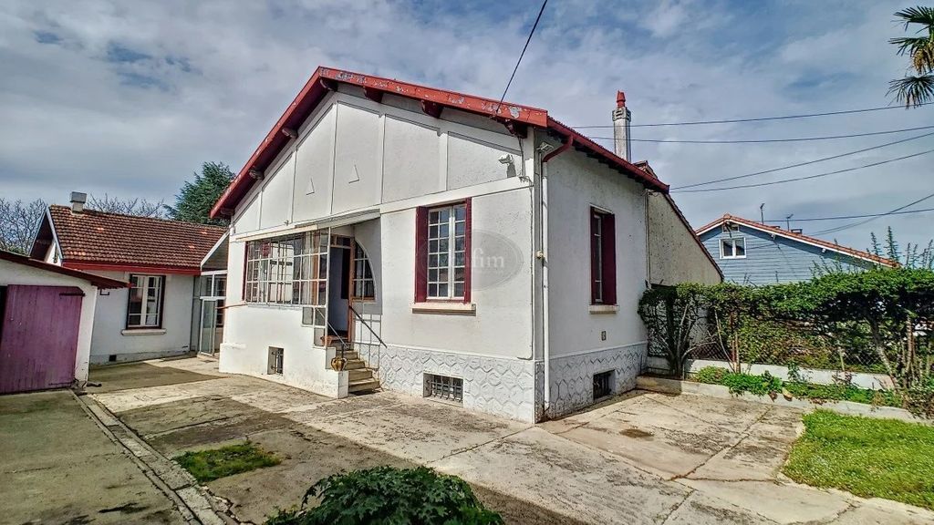 Achat maison à vendre 4 chambres 117 m² - Tarbes