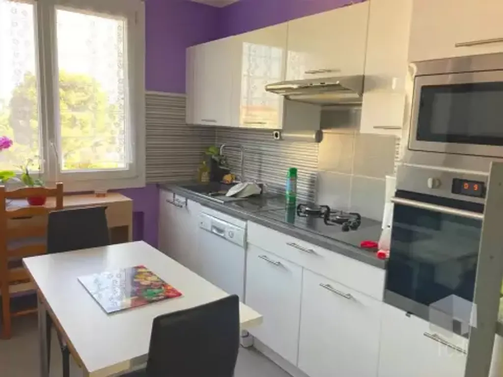 Achat appartement à vendre 3 pièces 78 m² - Montélimar