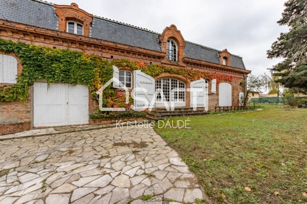 Achat maison à vendre 5 chambres 230 m² - Montauban