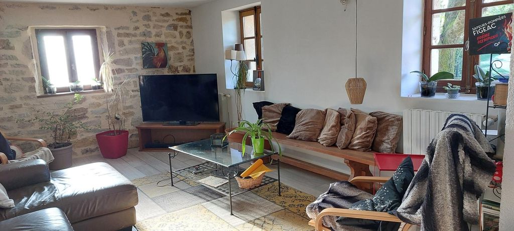 Achat maison à vendre 3 chambres 138 m² - Figeac