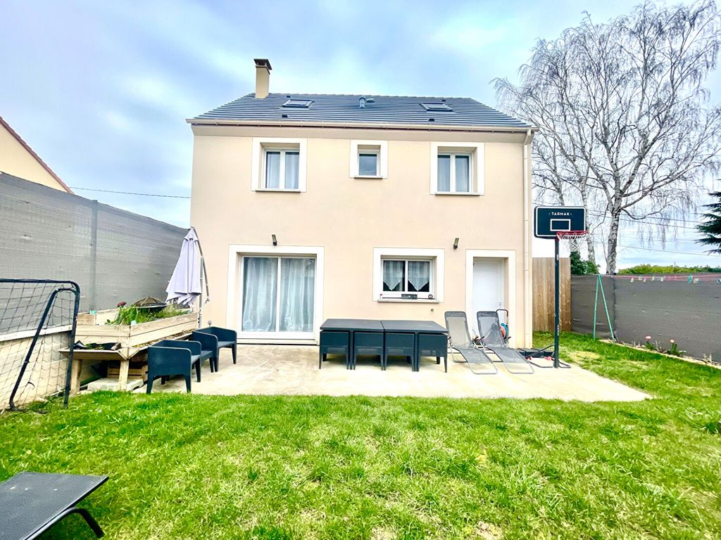 Achat maison à vendre 5 chambres 121 m² - Chevannes