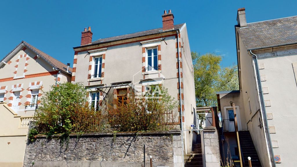 Achat maison à vendre 3 chambres 175 m² - Bourges