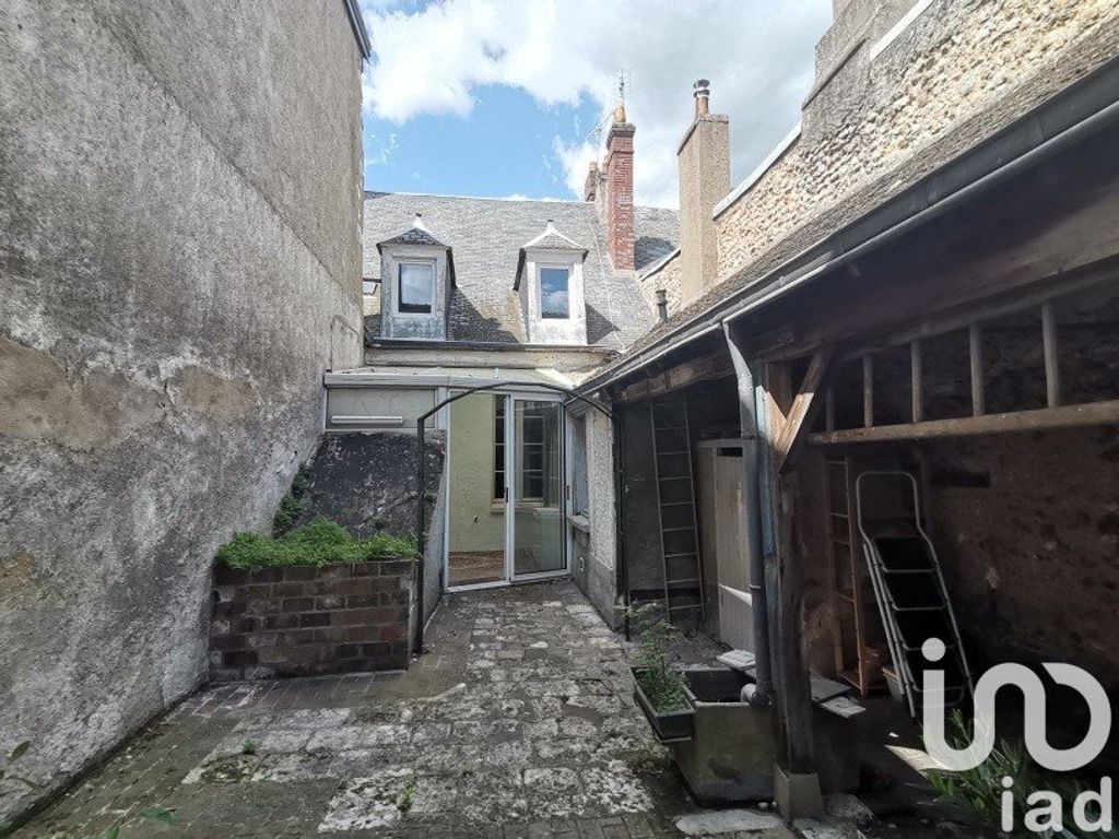 Achat maison à vendre 4 chambres 140 m² - Châteaudun