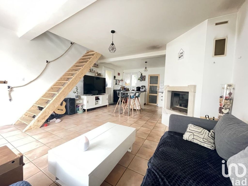 Achat maison à vendre 3 chambres 79 m² - Saint-Augustin