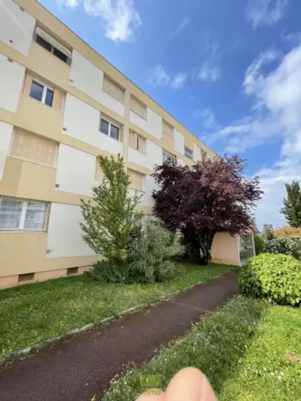 Achat appartement à vendre 4 pièces 71 m² - Bron