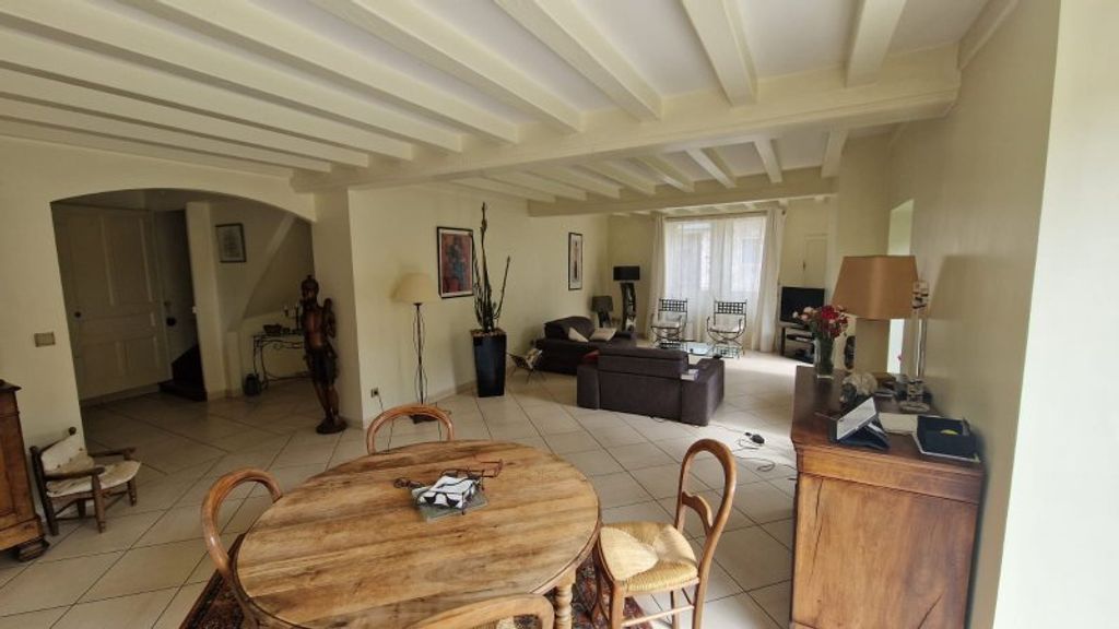 Achat maison à vendre 4 chambres 245 m² - Buxy