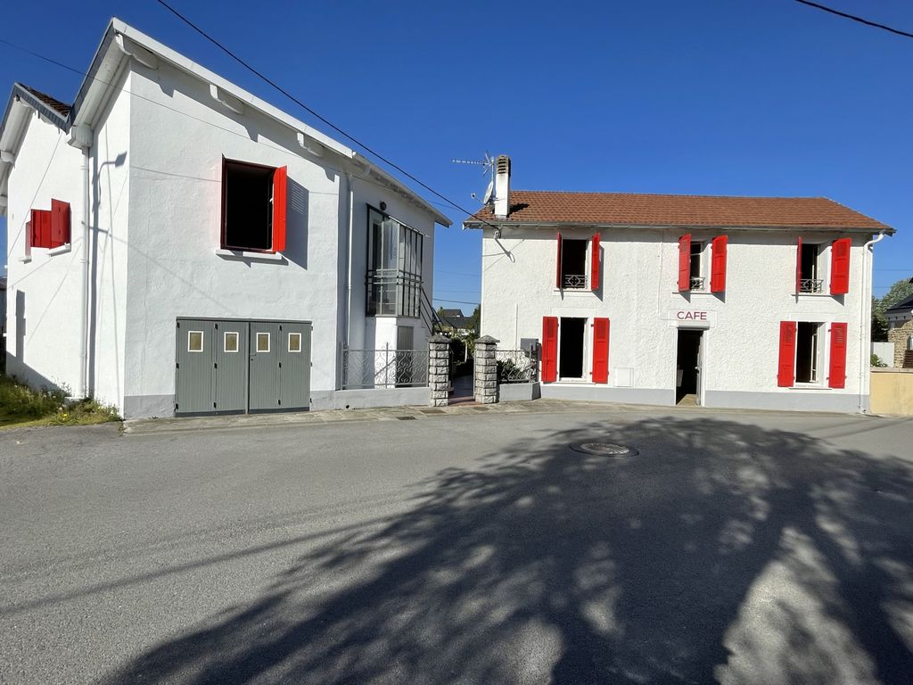 Achat maison à vendre 6 chambres 197 m² - Pontacq