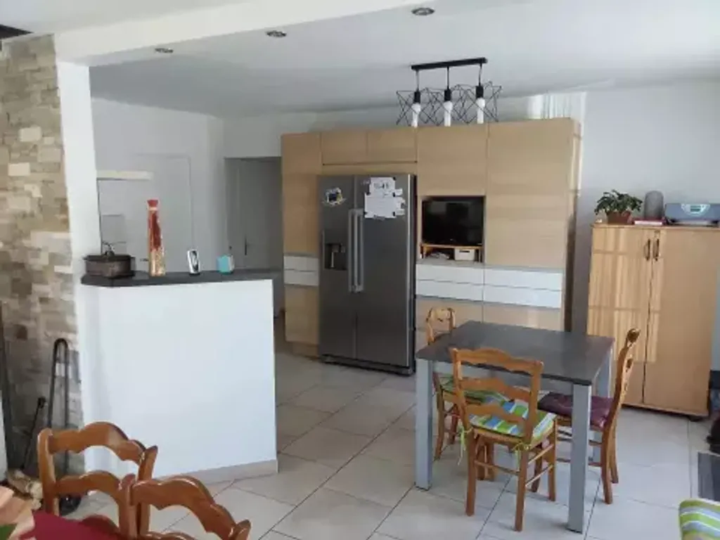 Achat maison à vendre 5 chambres 113 m² - Cholet