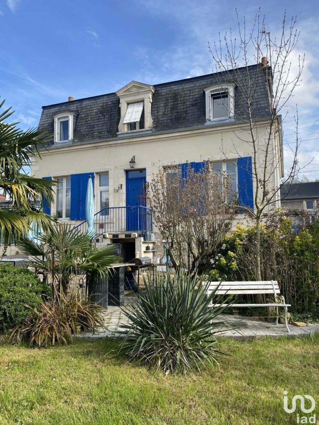 Achat maison à vendre 5 chambres 162 m² - Saint-Doulchard