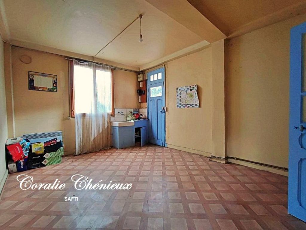 Achat maison à vendre 2 chambres 84 m² - Ydes