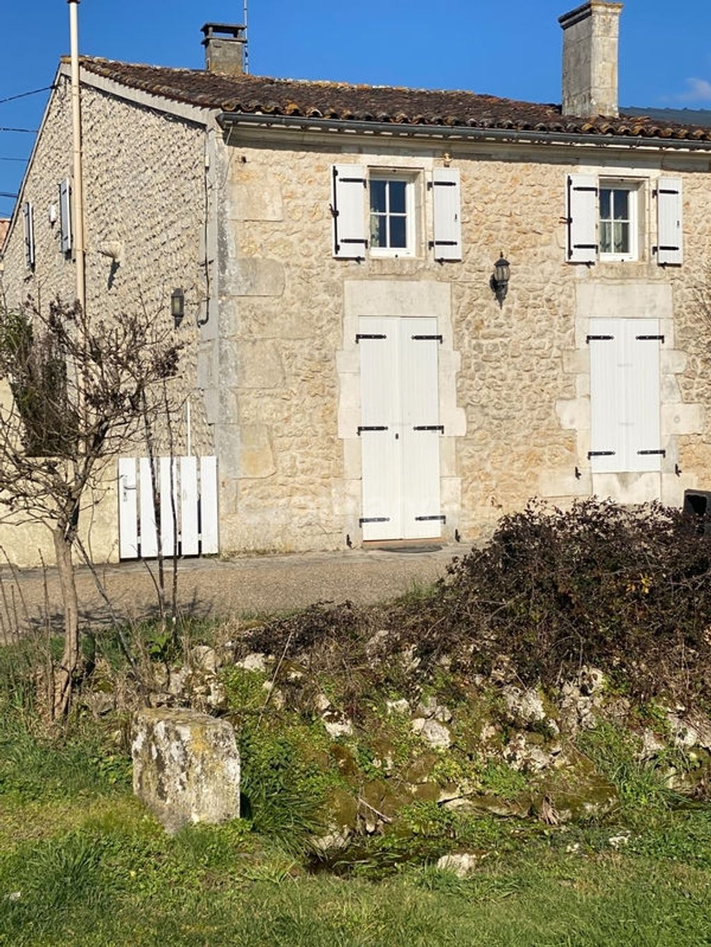 Achat maison à vendre 3 chambres 150 m² - Sainte-Gemme