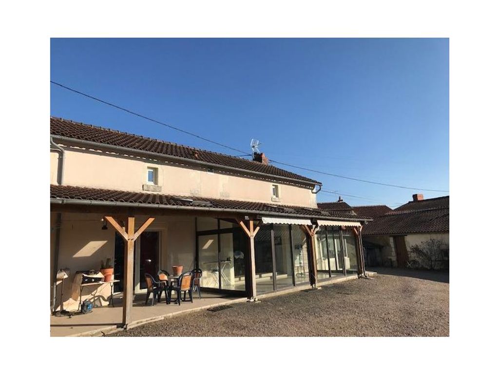 Achat maison à vendre 4 chambres 268 m² - Lencloître