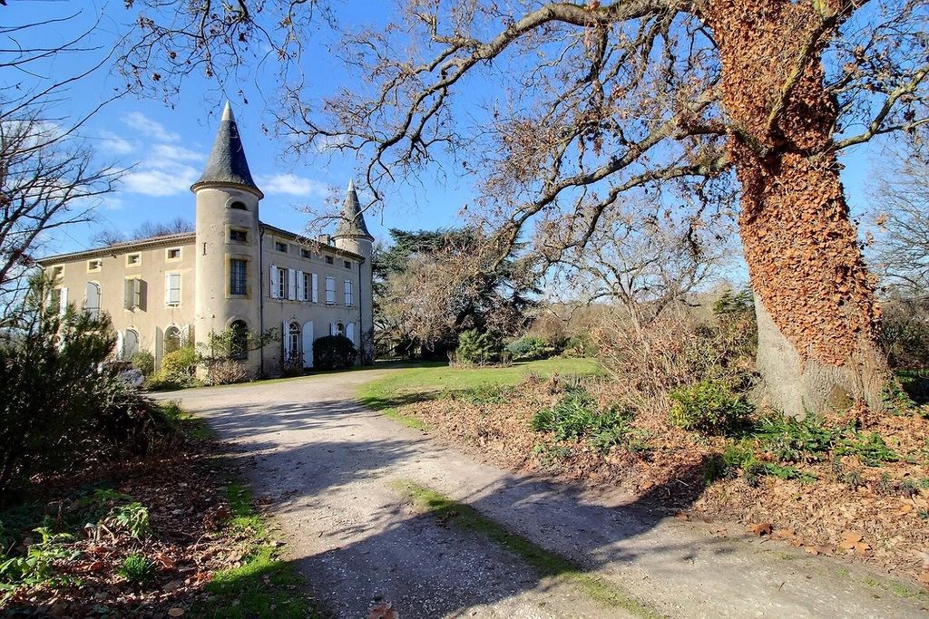 Achat maison à vendre 9 chambres 385 m² - Castres