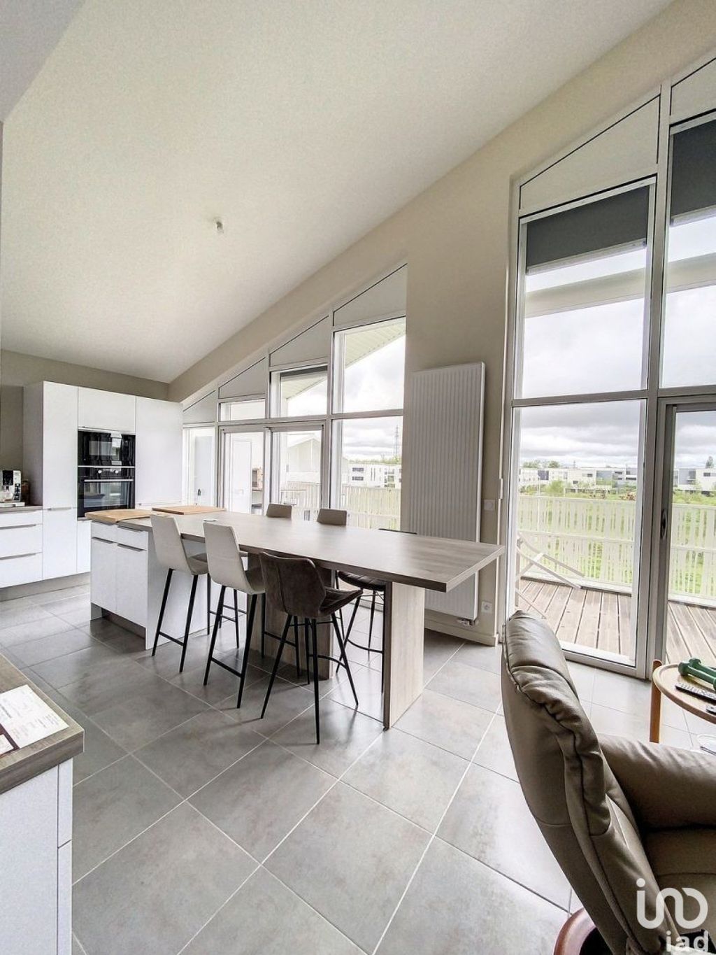 Achat appartement à vendre 4 pièces 85 m² - Villenave-d'Ornon