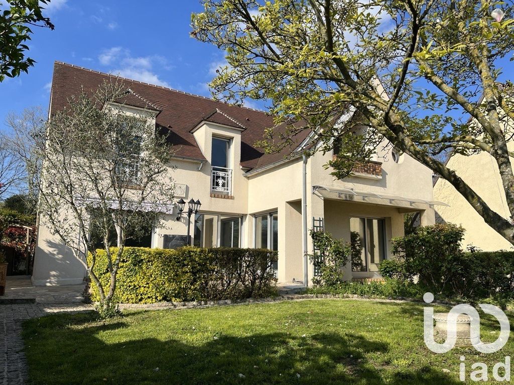 Achat maison à vendre 5 chambres 253 m² - Le Plessis-Bouchard